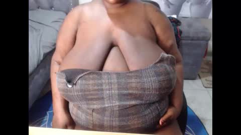 bigboobsass online show from December 2025 01:56:02 AM