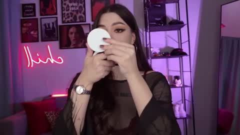 Amy Meow online show from October 2025 05:13:02 PM