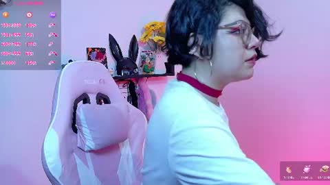 Snapshot of meow_cat4 chatting on June 2026 11:47:02 AM Cata online show from June 2026 11:47:02 AM