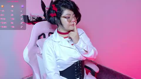 Snapshot of meow_cat4 chatting on July 2026 06:14:02 PM Cata online show from July 2026 06:14:02 PM