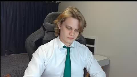 Mickey online show from December 2024 02:33:02 AM