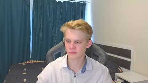 Mickey online show from November 2025 10:47:01 AM