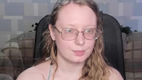 Snapshot of meowcr chatting on March 2026 12:09:01 PM meowcr online show from March 2026 12:09:01 PM