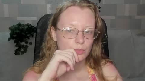 Snapshot of meowcr chatting on May 2026 02:57:02 PM meowcr online show from May 2026 02:57:02 PM
