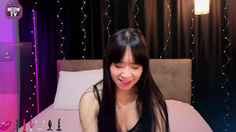 meowkami online show from March 2026 12:36:01 AM