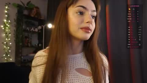 Marii online show from September 2025 12:40:02 PM