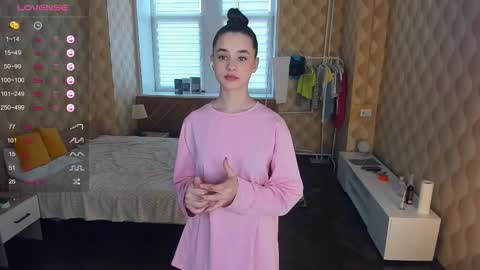 Julie online show from November 2025 09:22:02 AM