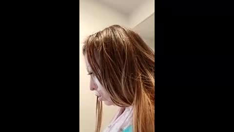 meowzers777 online show from December 2025 09:08:02 PM