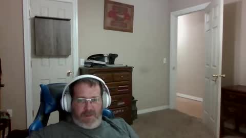 Snapshot of mercer1977 chatting on November 2025 04:13:02 PM mercer1977 online show from November 2025 04:13:02 PM