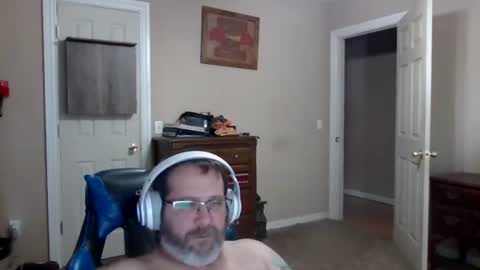 Snapshot of mercer1977 chatting on December 2025 06:35:02 PM mercer1977 online show from December 2025 06:35:02 PM