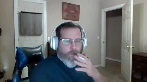 Snapshot of mercer1977 chatting on February 2026 09:07:01 PM mercer1977 online show from February 2026 09:07:01 PM