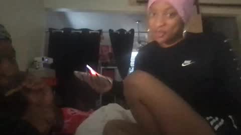 InHer77 online show from November 2025 04:18:02 PM