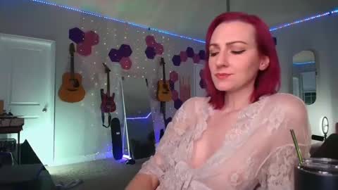 Snapshot of meredithbae chatting on January 2025 05:16:02 AM Meredith Bae online show from January 2025 05:16:02 AM