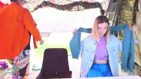 SOPHIE is the queen of squirt online show from March 2026 08:40:01 AM