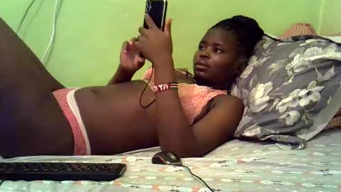 Snapshot of merlin_queen chatting on March 2025 07:56:02 AM merlin_queen online show from March 2025 07:56:02 AM