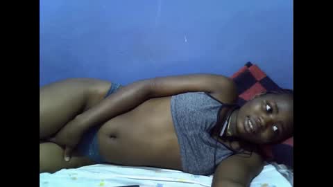 Snapshot of merlin_queen chatting on September 2025 05:07:02 AM merlin_queen online show from September 2025 05:07:02 AM