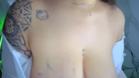 Snapshot of merloth_sub chatting on February 2026 03:00:02 AM Merloth online show from February 2026 03:00:02 AM