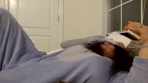 Snapshot of mermaidonland25 chatting on October 2025 08:29:01 AM mermaidonland25 online show from October 2025 08:29:01 AM