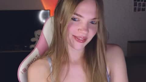 Snapshot of merry_dancers_ chatting on January 2025 04:37:02 PM Susan online show from January 2025 04:37:02 PM