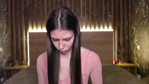 Snapshot of merry_sweets chatting on February 2025 11:36:02 PM Emilia online show from February 2025 11:36:02 PM