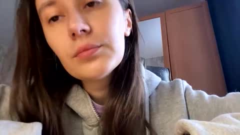 Jessica online show from November 2025 08:33:02 AM