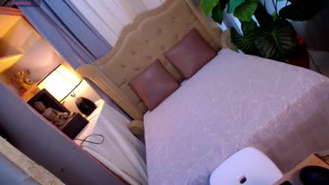 Snapshot of metawinathan chatting on October 2025 03:32:01 AM myka online show from October 2025 03:32:01 AM