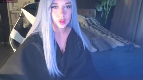 vollmond online show from September 2025 02:38:01 AM