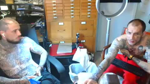 Mgk online show from October 2025 11:31:01 AM