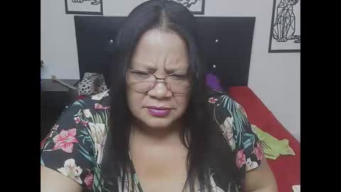 mhia1972 online show from December 2025 04:02:01 PM