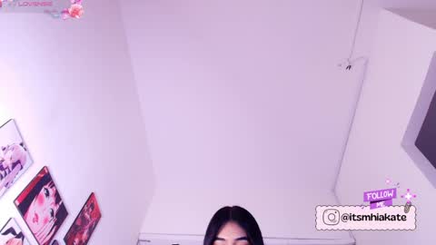 Snapshot of mhia_kate chatting on June 2026 12:51:02 PM Mhia Kate online show from June 2026 12:51:02 PM