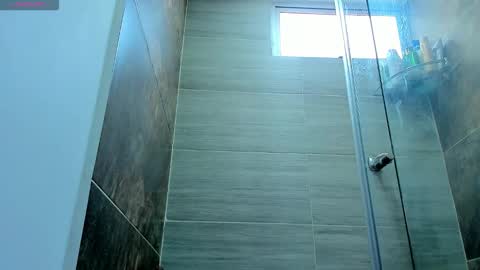 Mhia  online show from September 2025 07:25:01 PM