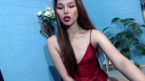Snapshot of mi_akai chatting on July 2026 02:15:02 AM Cretchie For You online show from July 2026 02:15:02 AM