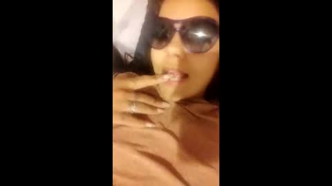 Snapshot of mi_chiquitabebe chatting on June 2026 09:35:02 AM mi_chiquitabebe online show from June 2026 09:35:02 AM