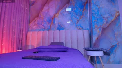 Emi online show from March 2026 07:24:02 PM