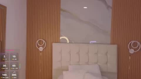 mia online show from October 2025 10:10:01 PM