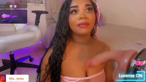 Snapshot of mia__bela chatting on October 2025 09:36:01 PM Naii STREAMING SCHEDULE 500 - 1000 GMT-5 online show from October 2025 09:36:01 PM