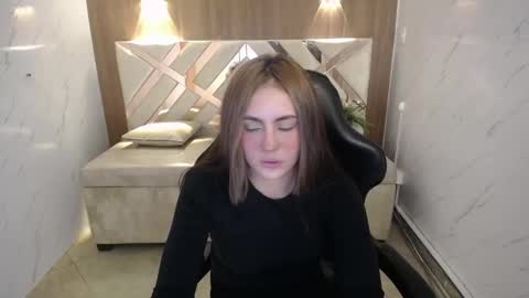 Snapshot of mia_adams_a_ chatting on September 2025 08:36:01 PM Mia online show from September 2025 08:36:01 PM