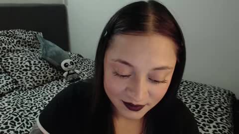 mia online show from January 2025 01:18:02 AM