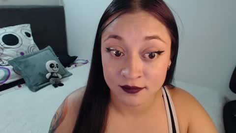 mia online show from January 2025 12:29:01 AM