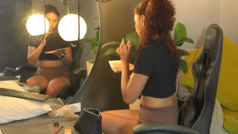 Snapshot of mia_belmont chatting on May 2026 07:01:01 PM Belmont and Mia online show from May 2026 07:01:01 PM
