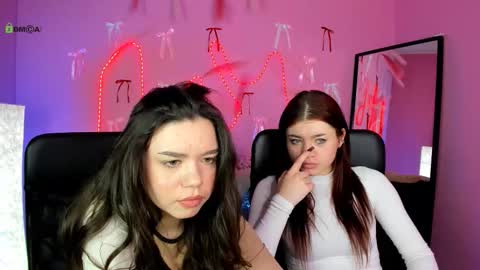 Snapshot of mia_blazing chatting on March 2026 01:15:02 PM Mia online show from March 2026 01:15:02 PM