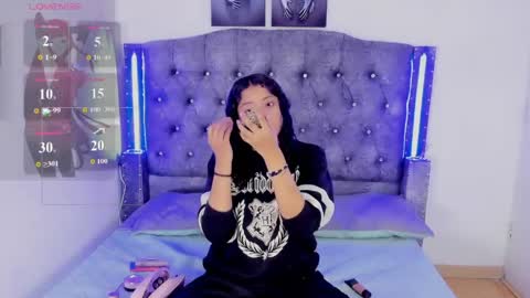 Snapshot of mia_cavallii chatting on March 2026 12:01:02 PM mia_cavallii online show from March 2026 12:01:02 PM