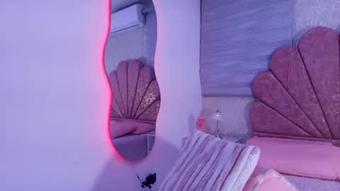Snapshot of mia_collenss chatting on June 2026 03:06:02 AM Mia online show from June 2026 03:06:02 AM