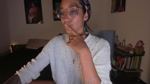 Mia Sandoval online show from March 2026 01:49:01 PM