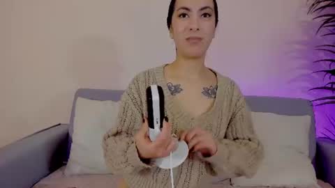 Snapshot of mia_daniellshot chatting on June 2026 01:23:02 PM Sarah Luna online show from June 2026 01:23:02 PM