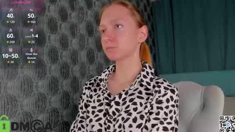 mia_e1fie online show from November 2025 09:32:02 AM