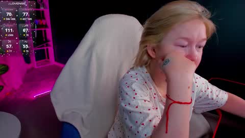 Mia online show from March 2026 03:01:01 AM