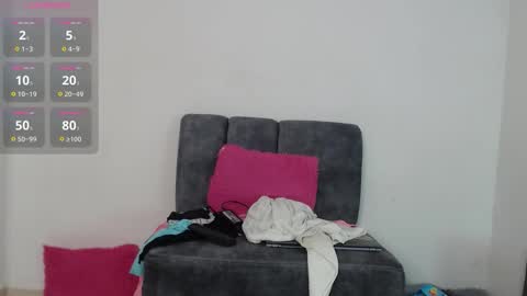 M I A online show from November 2025 12:03:01 PM