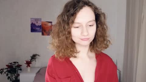 Mia  online show from January 2025 10:06:01 AM