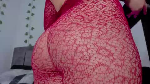 Snapshot of mia_garcia2 chatting on July 2026 11:09:02 PM MIA online show from July 2026 11:09:02 PM